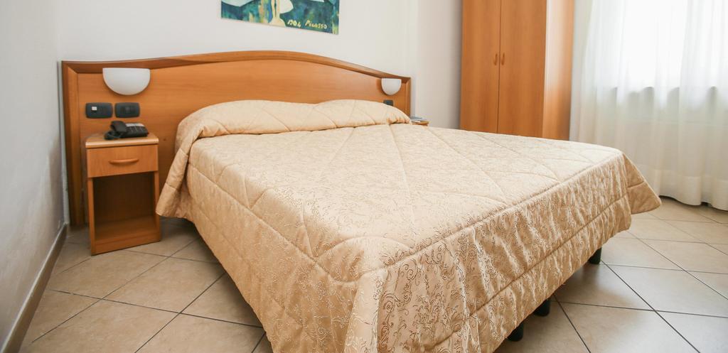Albergo Etico Asti Pokój zdjęcie