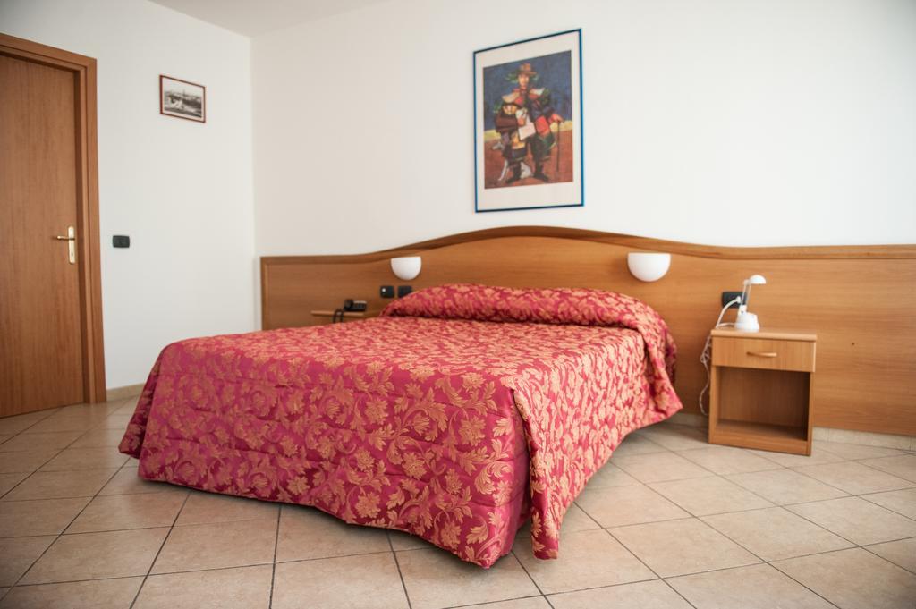 Albergo Etico Asti Pokój zdjęcie